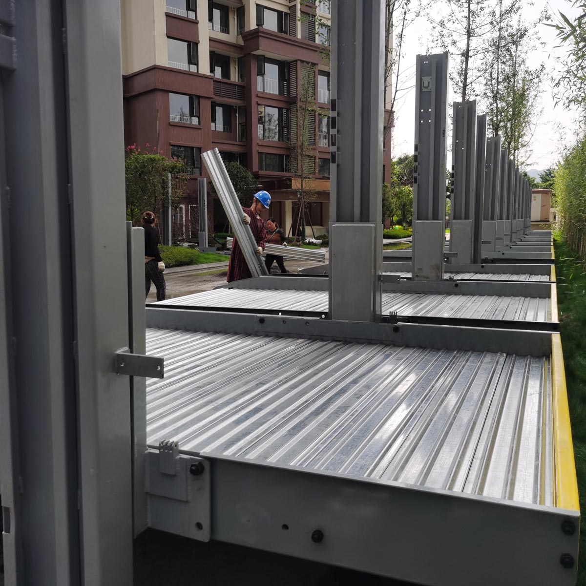 開遠2柱立體車庫改造 開遠2柱立體車庫改造